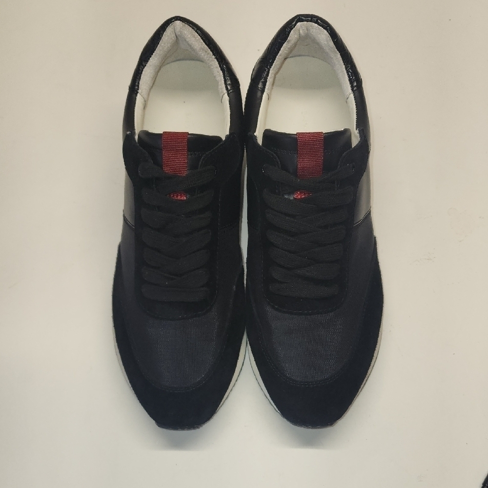 Banana Republic Fashion Sneakers - Picture 3 of 6